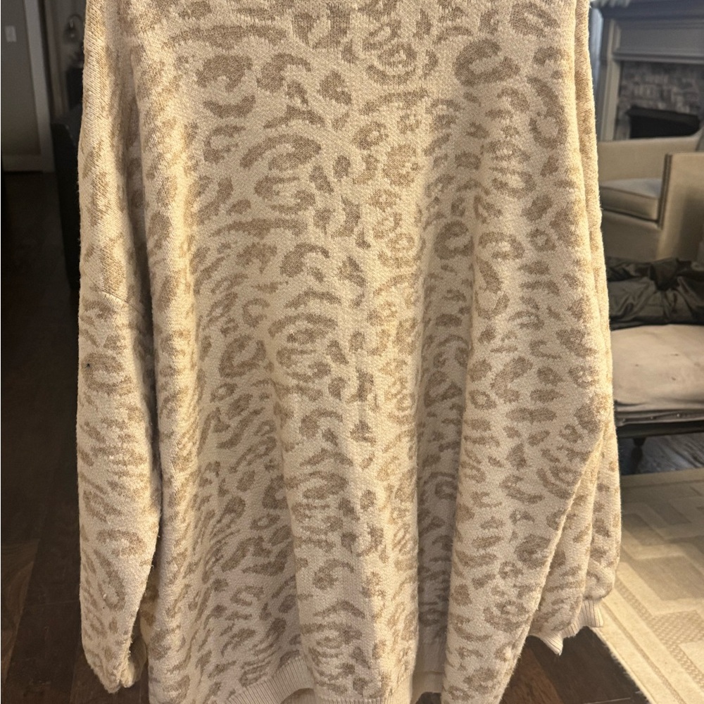 Entro Beige Leopard Print crew neck oversized Sweater